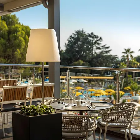 호텔 Valamar Parentino 포레치