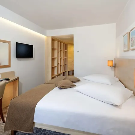 Hotel Valamar Parentino