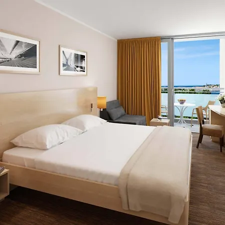 Valamar Parentino Otel