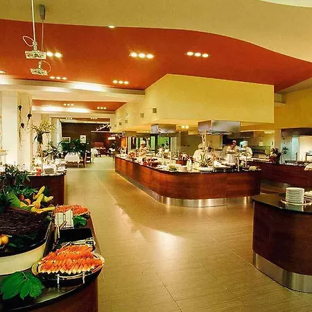 Otel Valamar Parentino