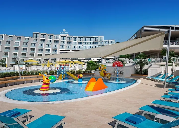 호텔 Valamar Parentino 4*