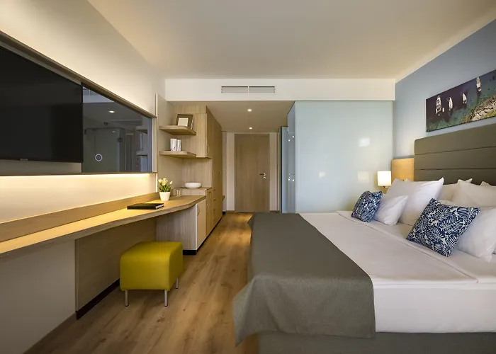 Valamar Parentino 호텔